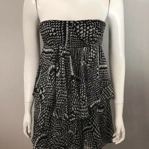 BCBG MaxAzria Black/White Honeycomb Chiffon Tier S